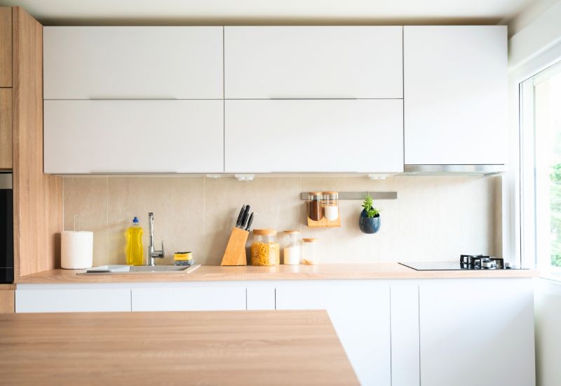 Is It Cheaper to Replace or Reface Kitchen Cabinets?